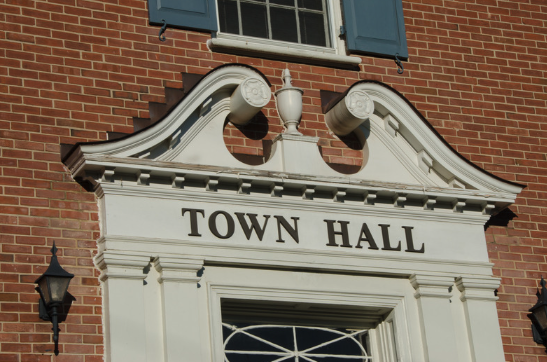 Picture of Building with TOWN HALL sign
